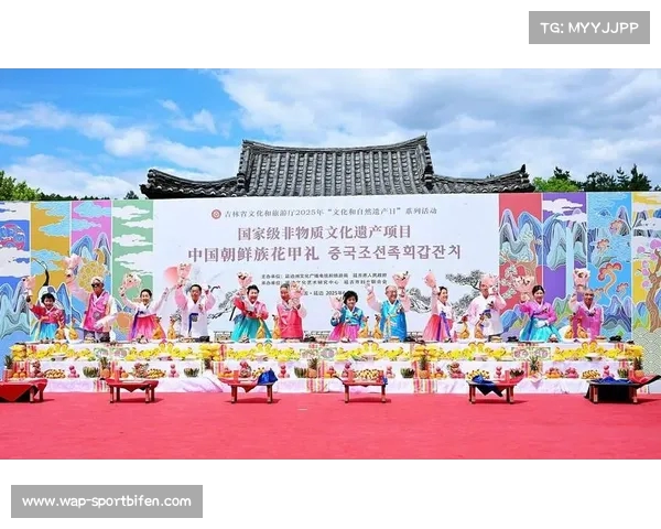 徐根宝感悟天伦之乐弟子探访温暖心灵的幸福时刻 徐根宝感悟天伦之乐弟子探访温暖心灵的幸福时刻